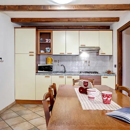 La Vieille Cloche 萨伊恩特-雷米-恩-博塞斯