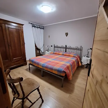 La Vieille Cloche 萨伊恩特-雷米-恩-博塞斯