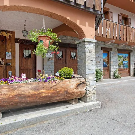 La Vieille Cloche