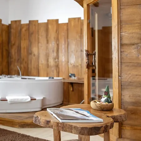 La Vieille Cloche 度假居 *